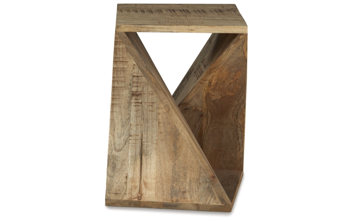 Zalemont Accent Table