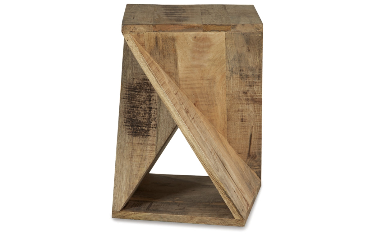 Zalemont Accent Table