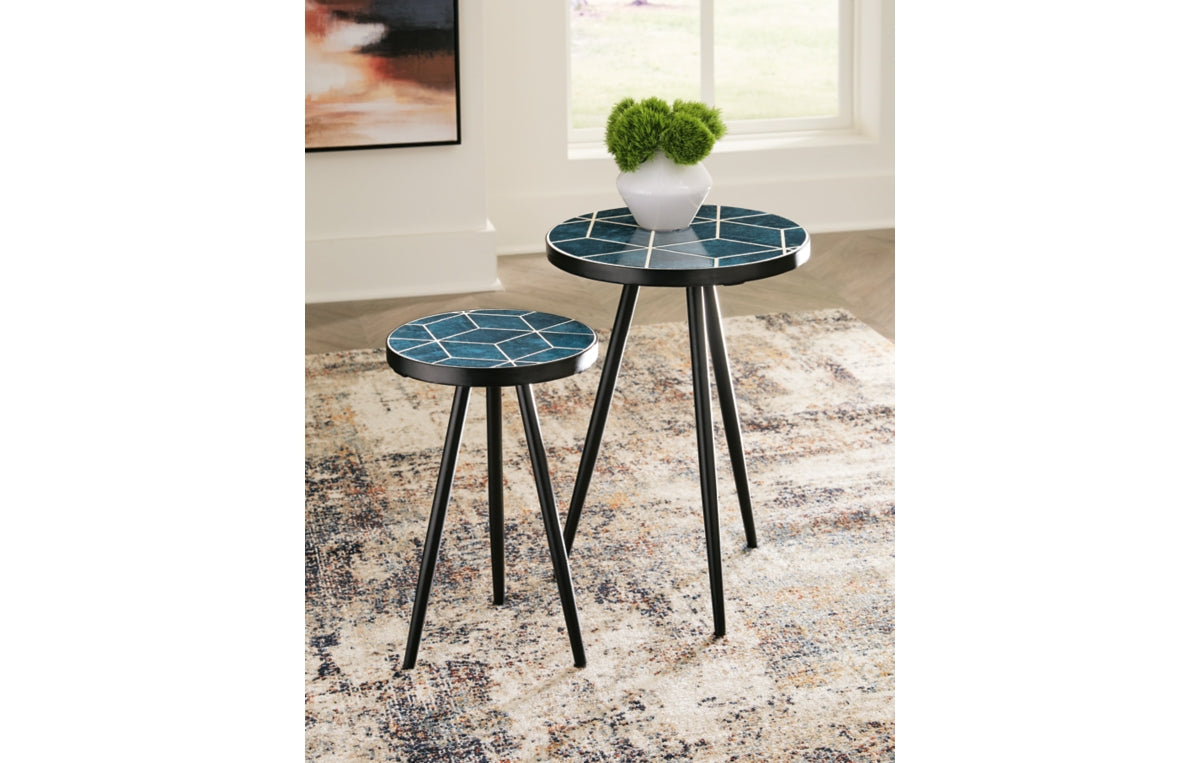 Clairbelle Accent Table (Set of 2)