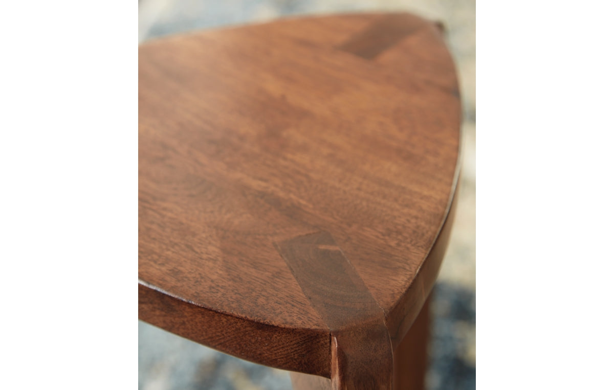 Brynnleigh Accent Table (Set of 2)