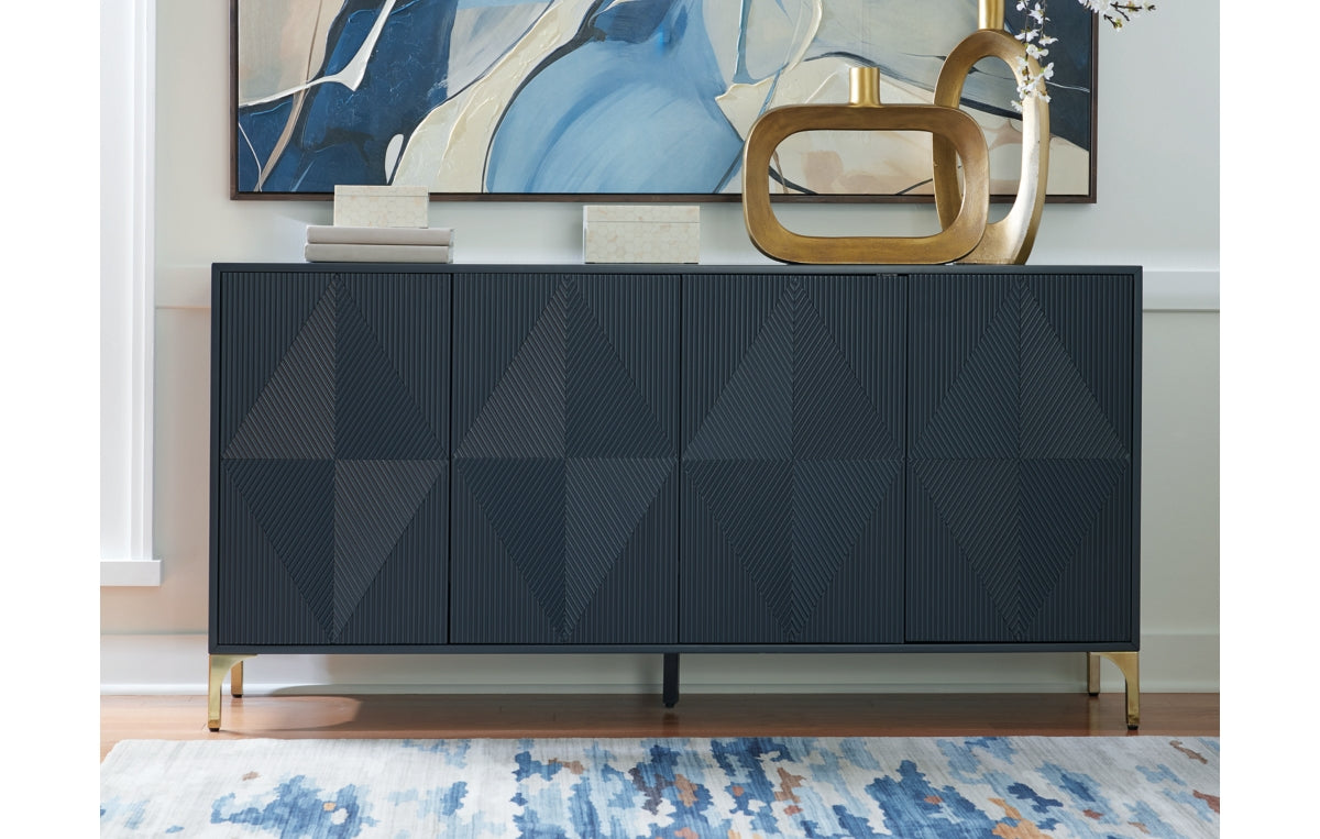 Loirwick Accent Cabinet