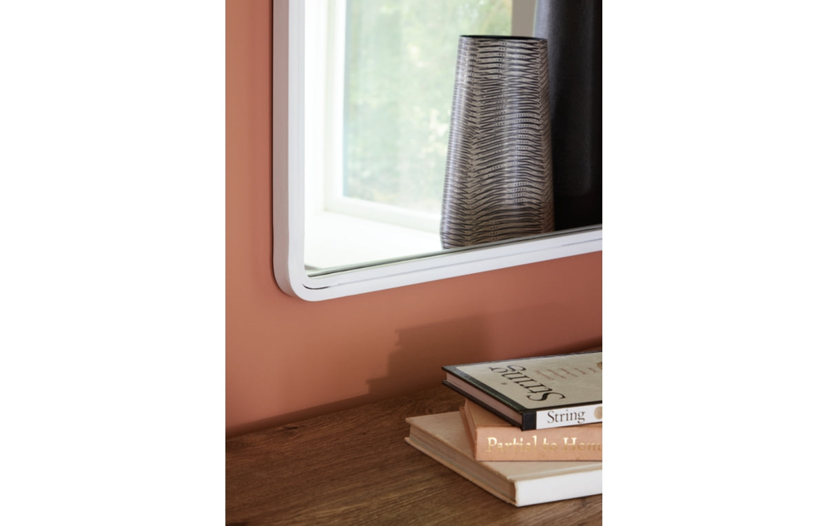 Brocky Accent Mirror