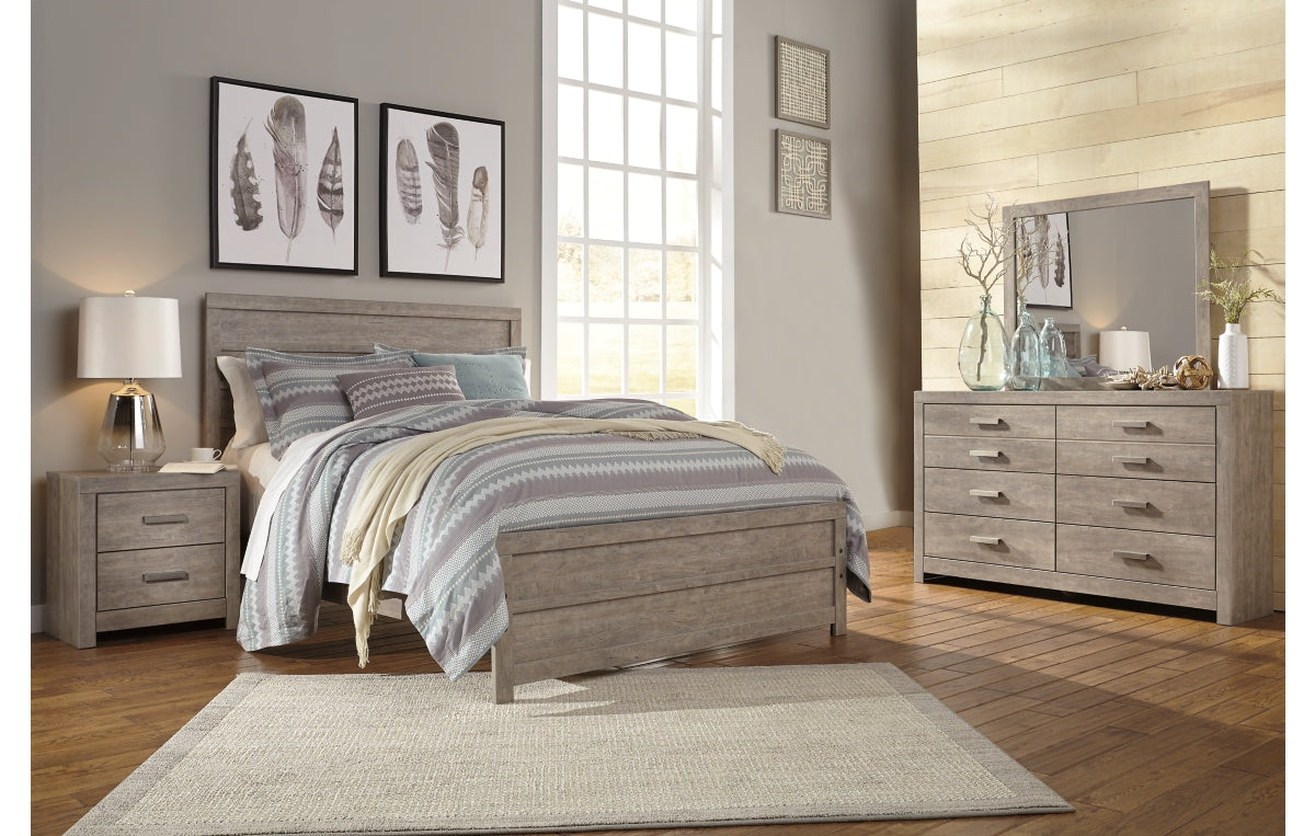 Culverbach Queen Panel Bed with Mirrored Dresser
