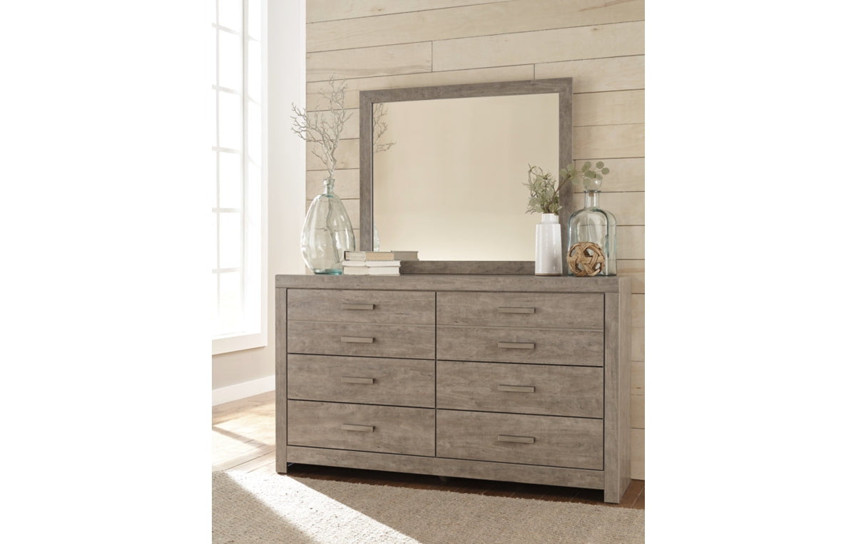 Culverbach Full Panel Bed with Mirrored Dresser