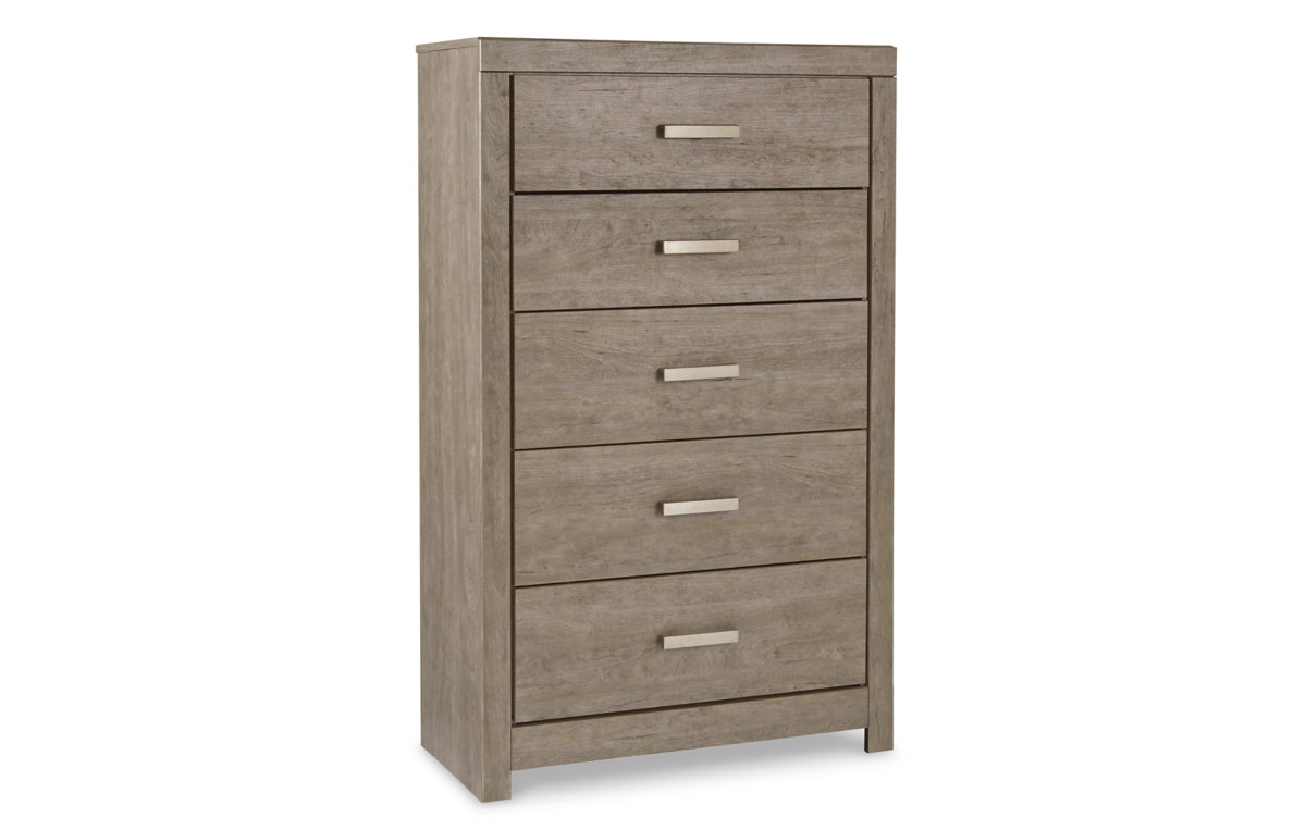 Culverbach King Panel Bed with Mirrored Dresser and Chest