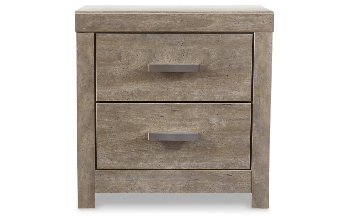 Culverbach Queen Panel Bed with Mirrored Dresser, Chest and Nightstand