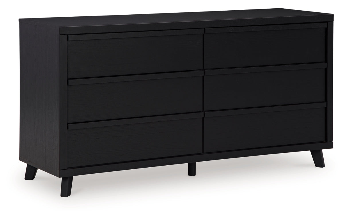 Danziar Dresser