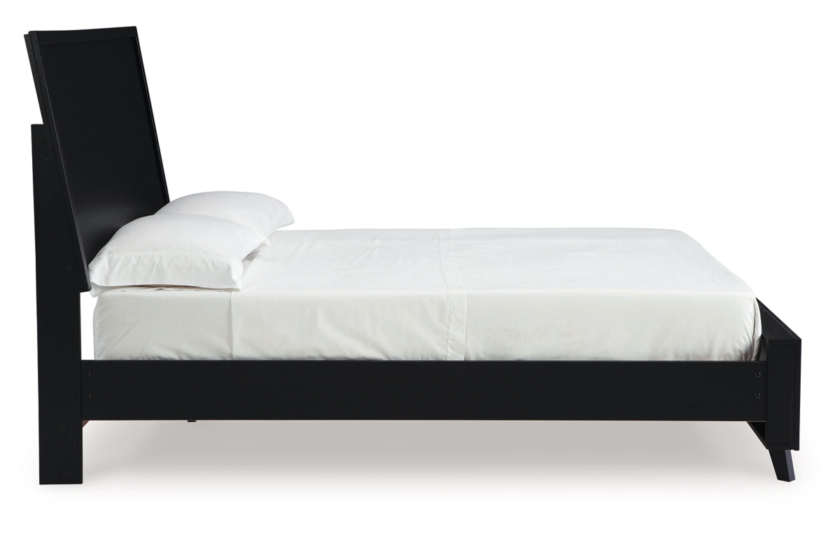Danziar Full Panel Bed