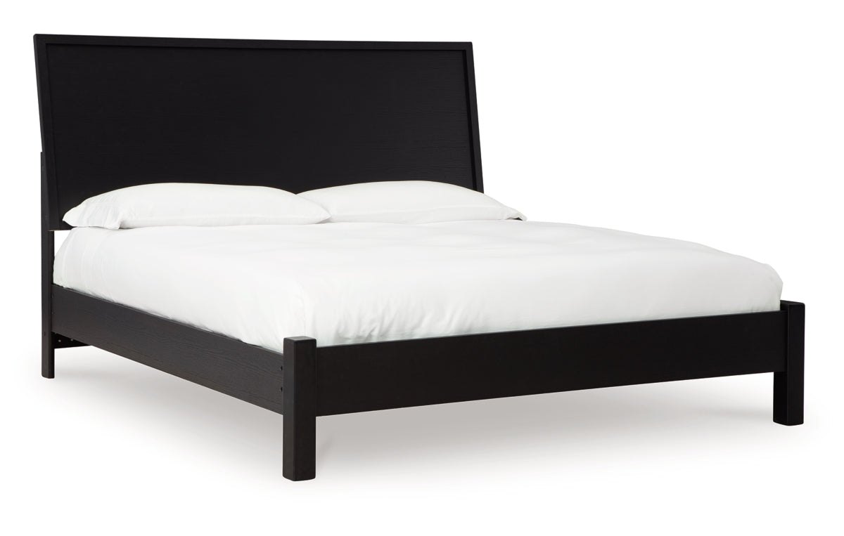 Danziar King Panel Bed with Mirrored Dresser