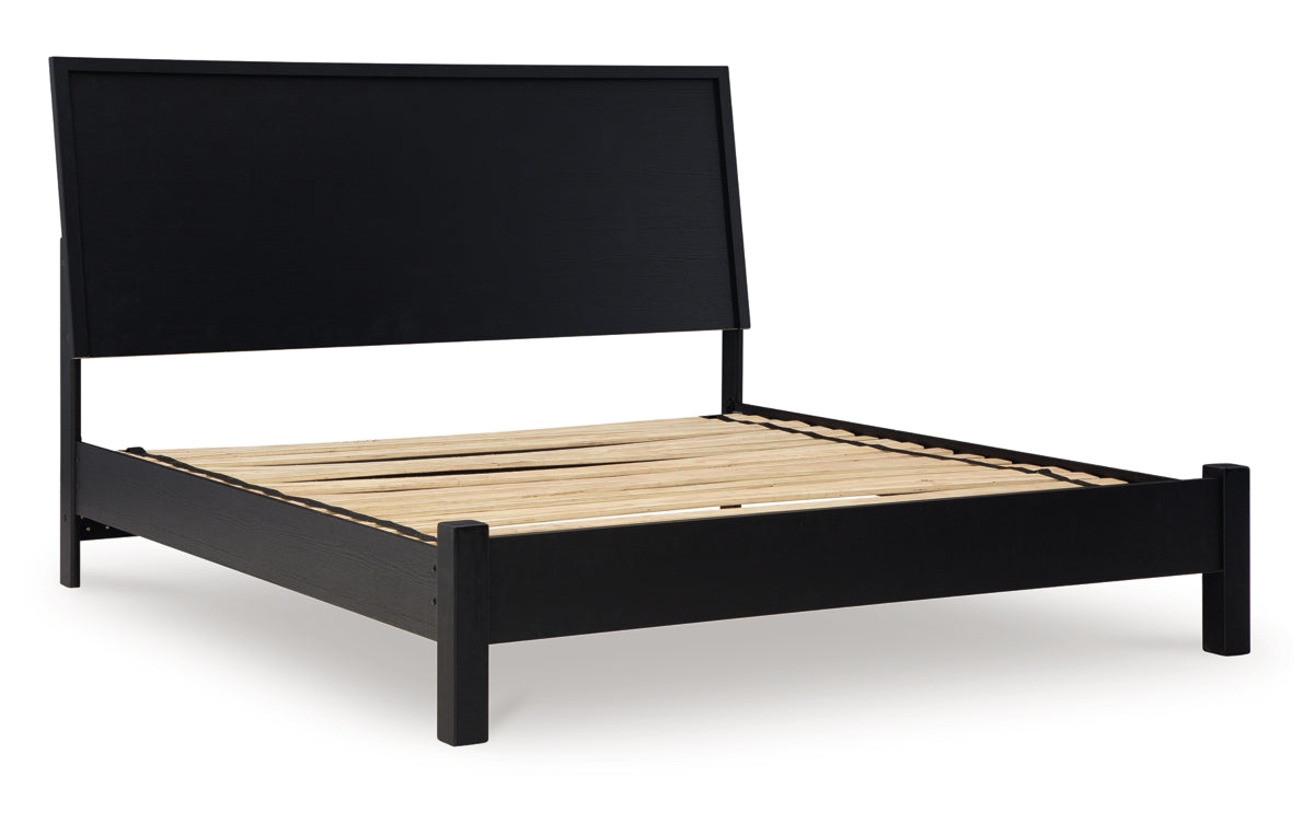 Danziar King Panel Bed with Mirrored Dresser