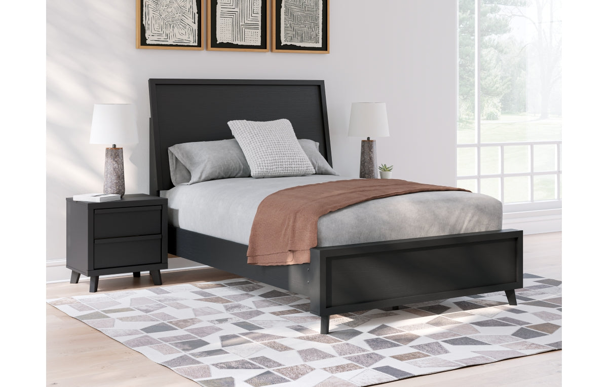 Danziar Full Panel Bed