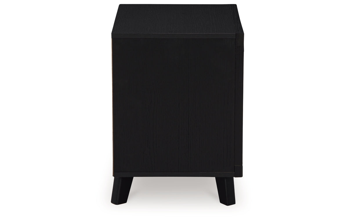 Danziar Queen Slat Panel Bed, Dresser, Mirror, Chest and Nightstand