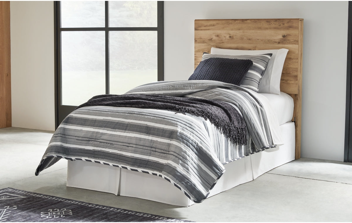 Hyanna Twin Panel Headboard, Dresser, Mirror and Nightstand