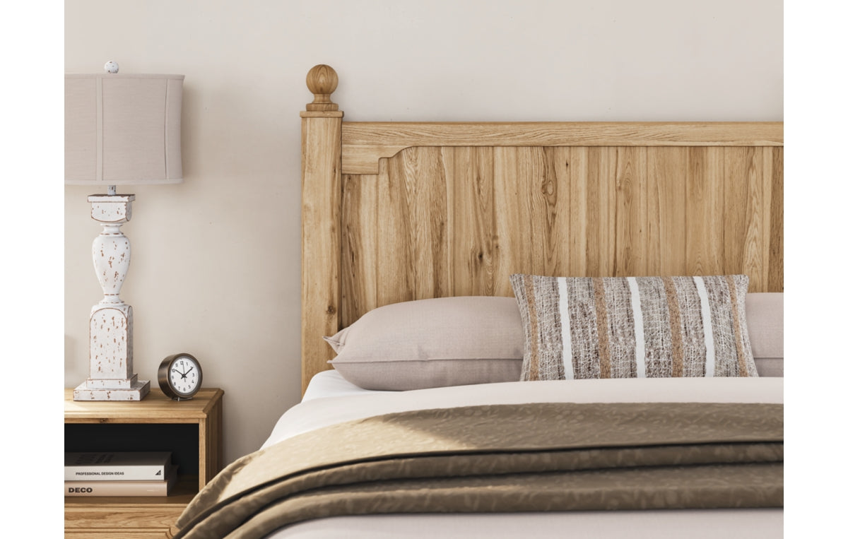 Aleaport Queen Panel Bed with Mirrored Dresser