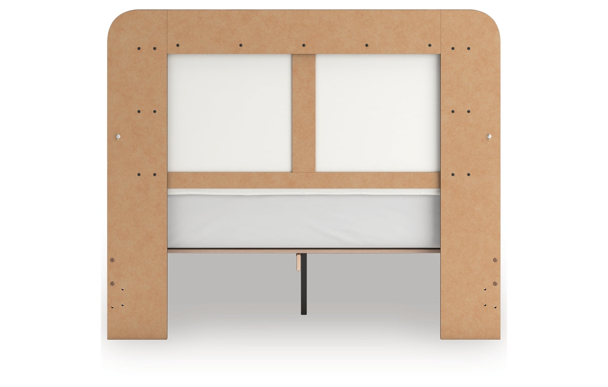 Kendanport Queen Upholstered Bed