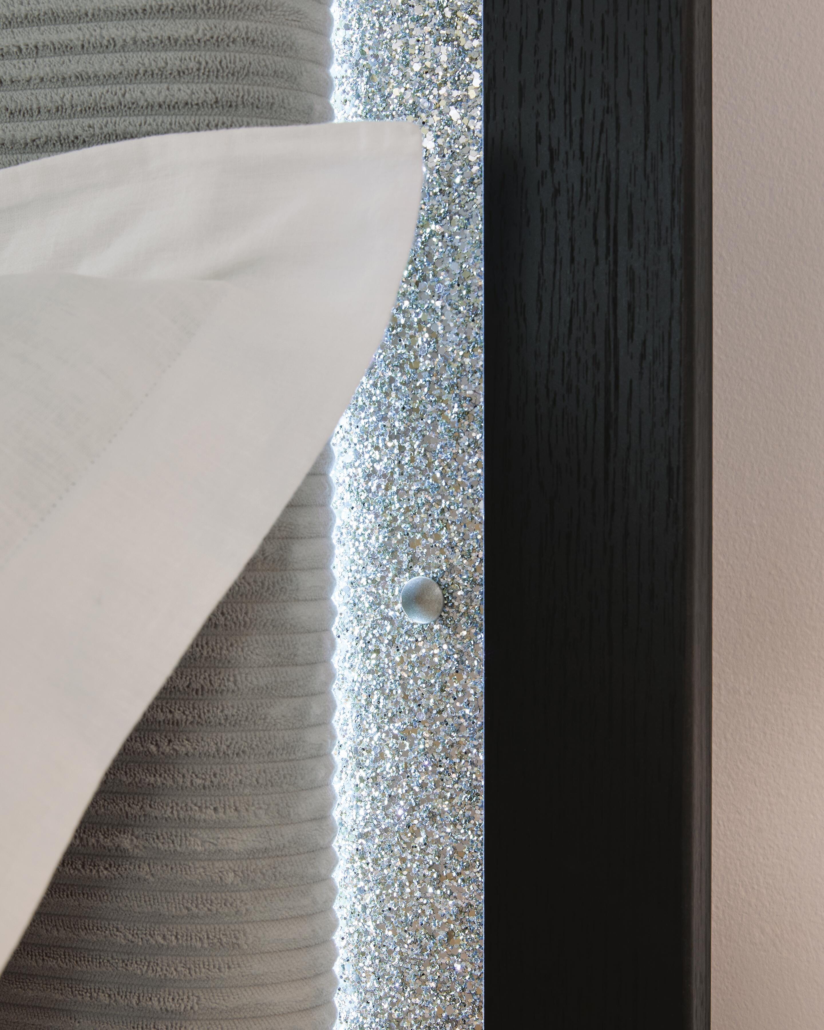 Maeling Queen Upholstered Panel Headboard