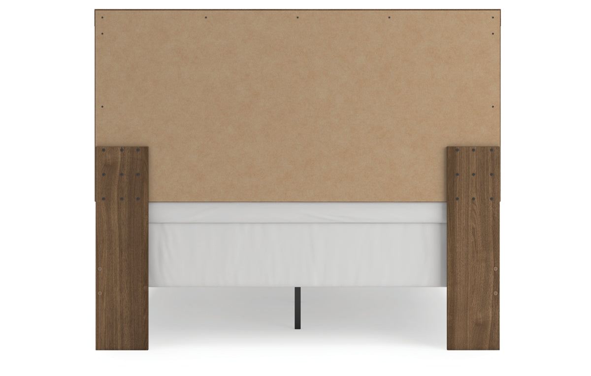 Broachmyn Queen Panel Bed