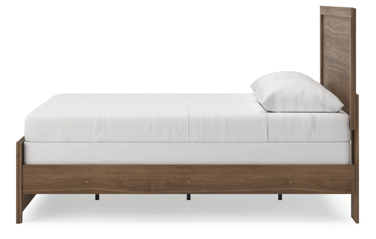 Broachmyn Queen Panel Bed