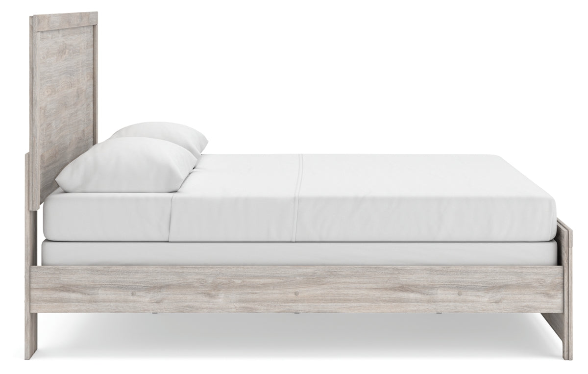 Broachmyn King Panel Bed