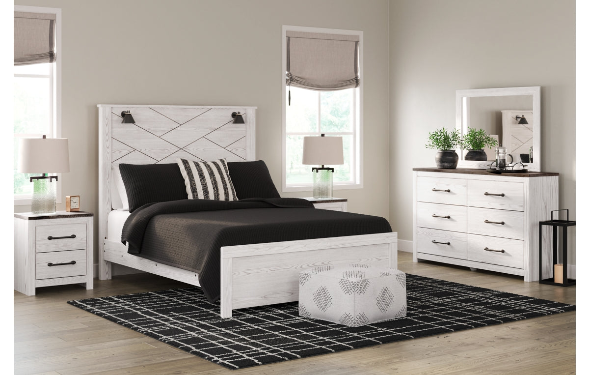 Gerridan Queen Panel Bed with Mirrored Dresser