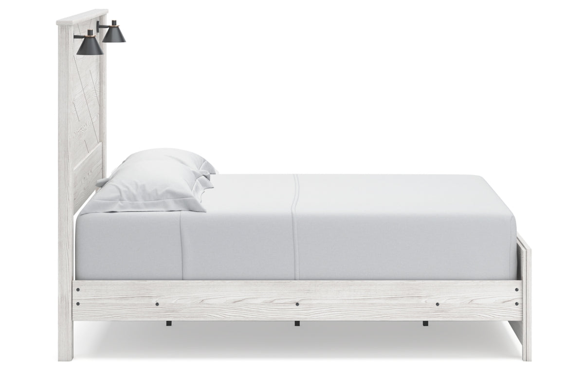Gerridan Queen Panel Bed with Mirrored Dresser