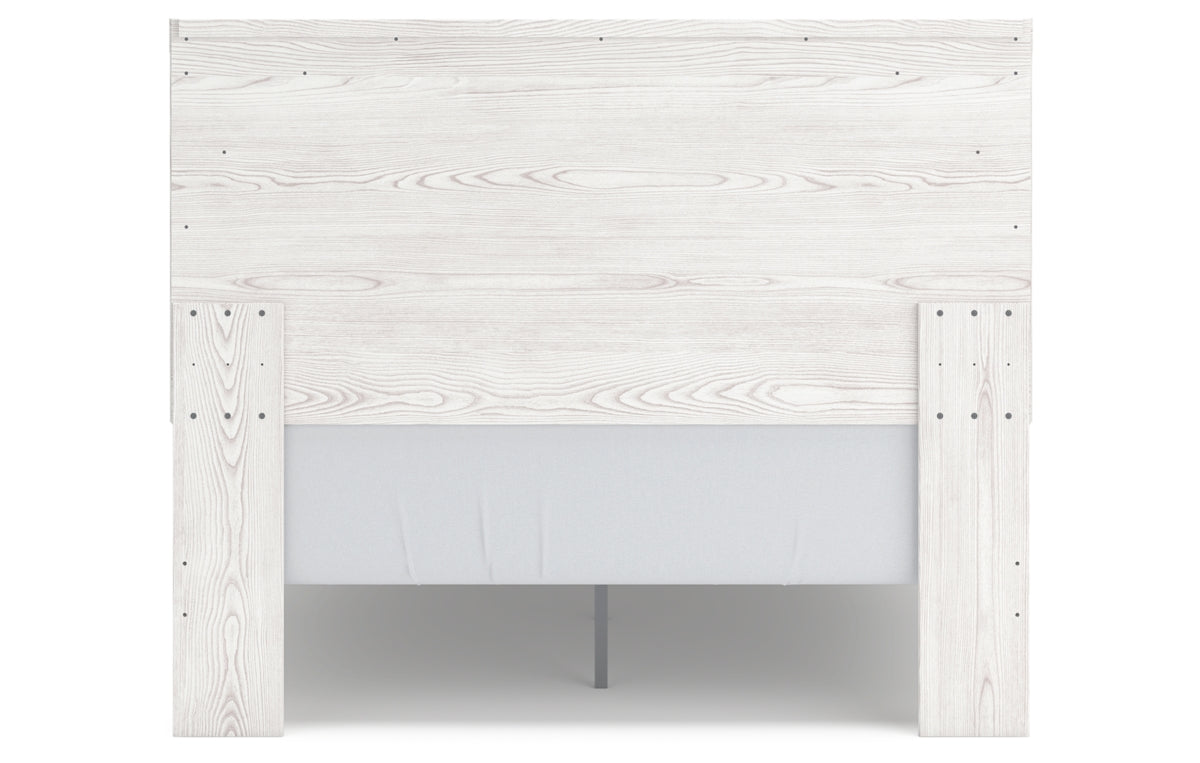 Gerridan Queen Panel Bed with Mirrored Dresser and Nightstand