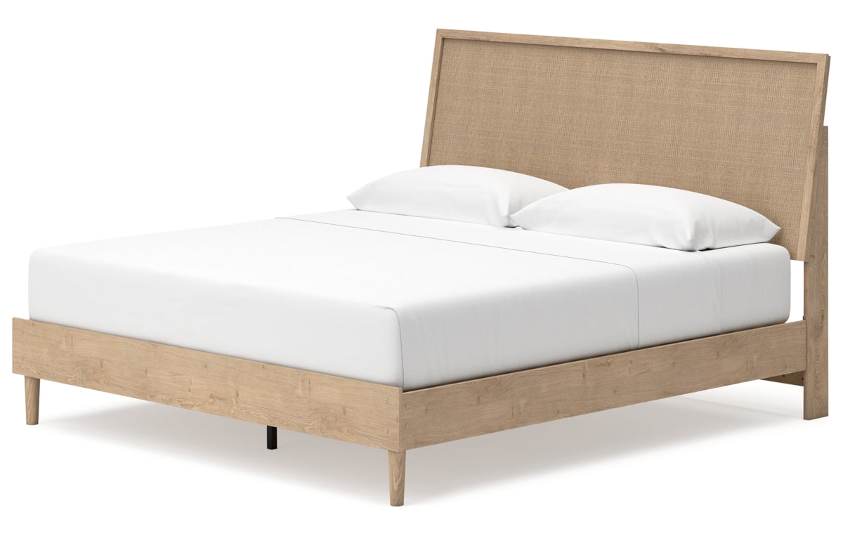 Cielden King Panel Bed with Mirrored Dresser and Nightstand