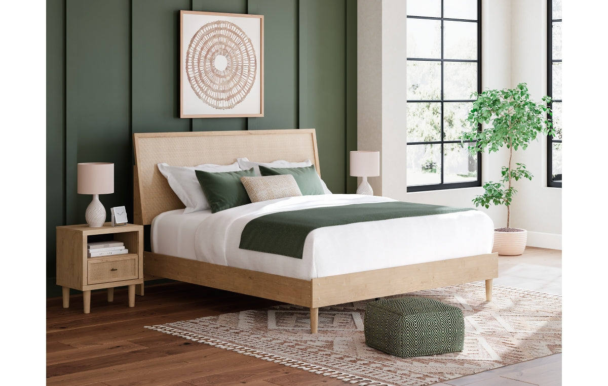 Cielden King Panel Bed