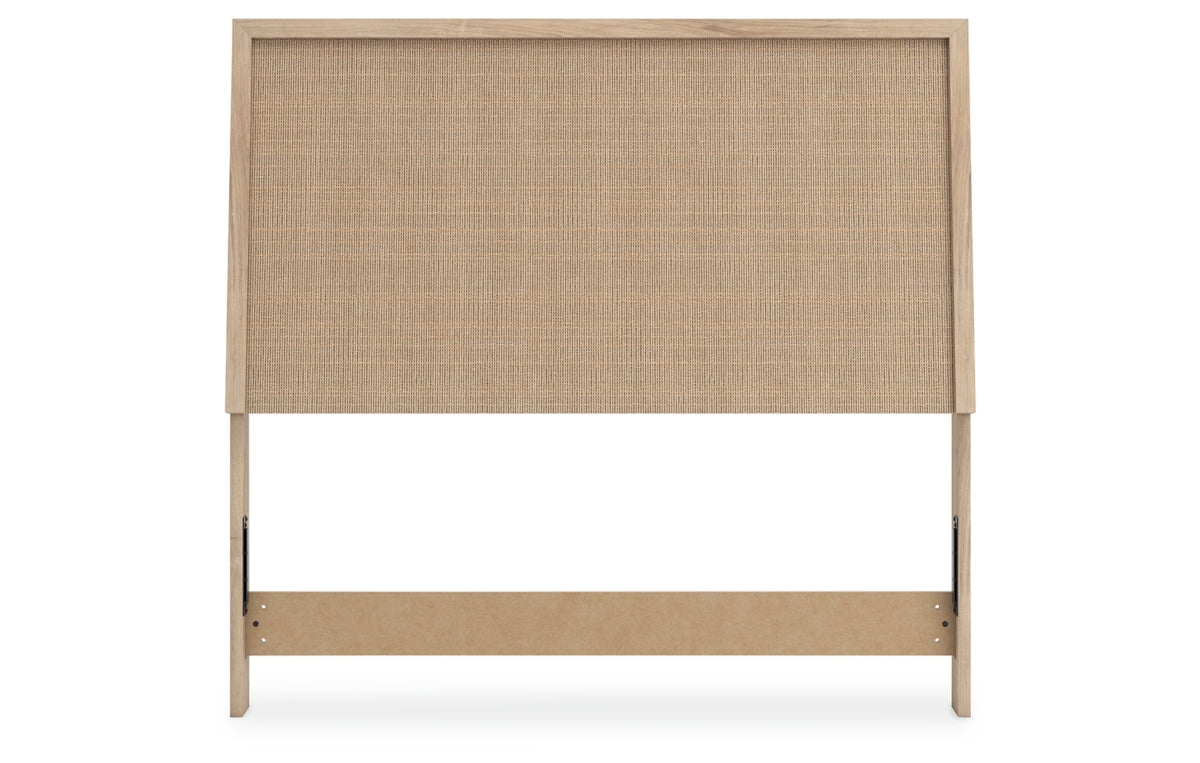 Cielden Full Panel Headboard with Mirrored Dresser