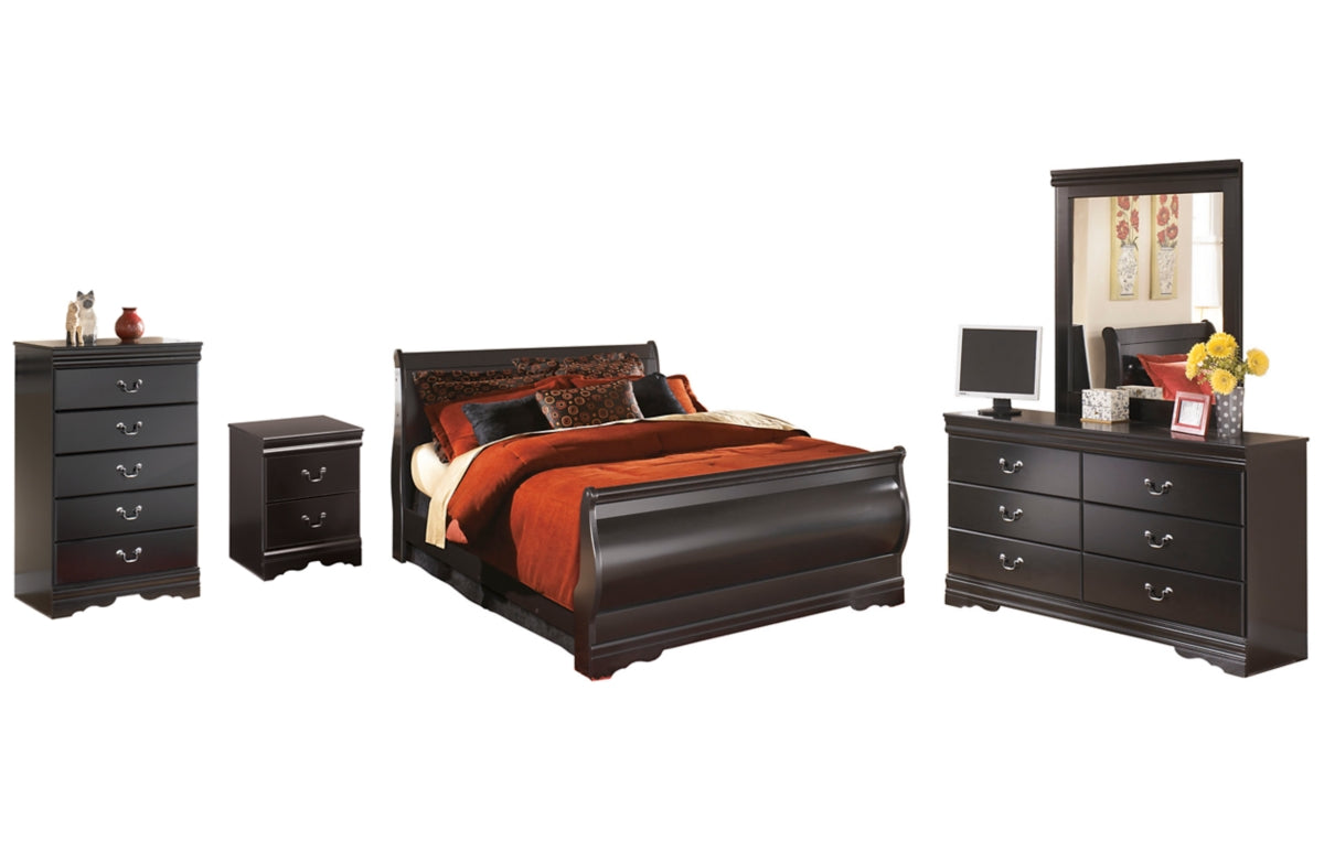 Huey Vineyard Queen Sleigh Bed with Mirrored Dresser, Chest and Nightstand