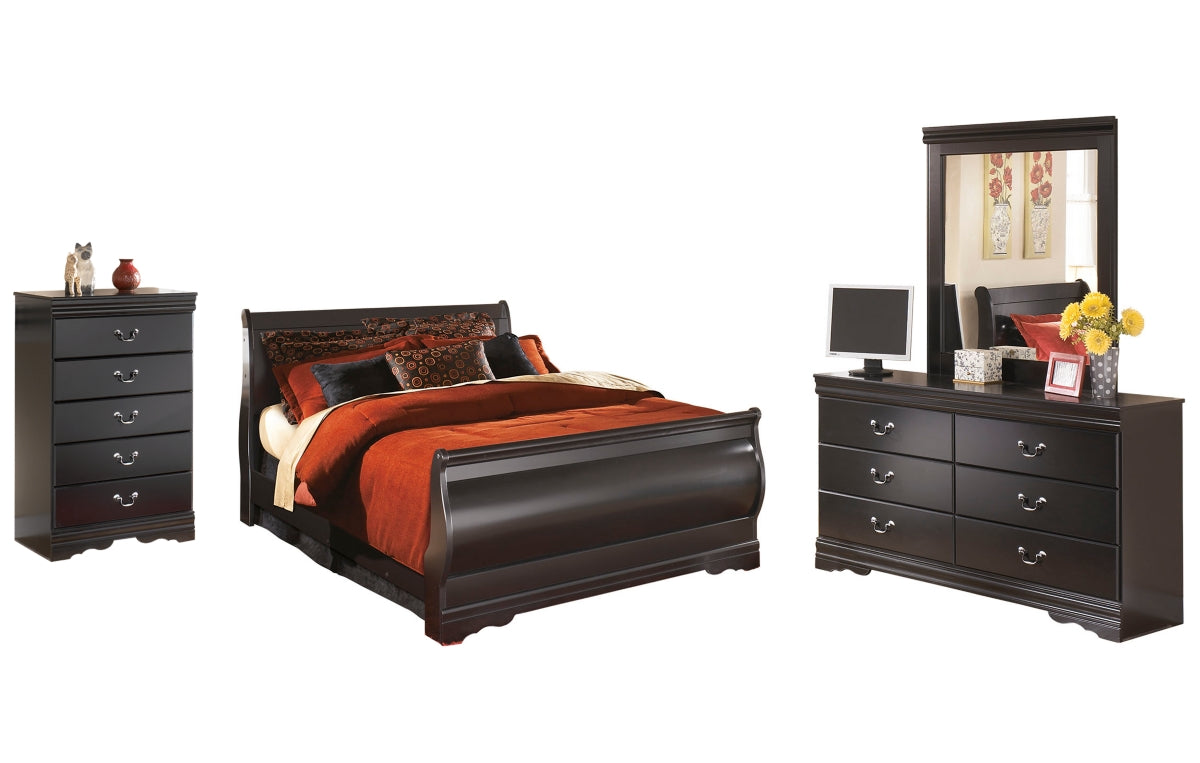 Huey Vineyard Queen Sleigh Bed with Mirrored Dresser and Chest
