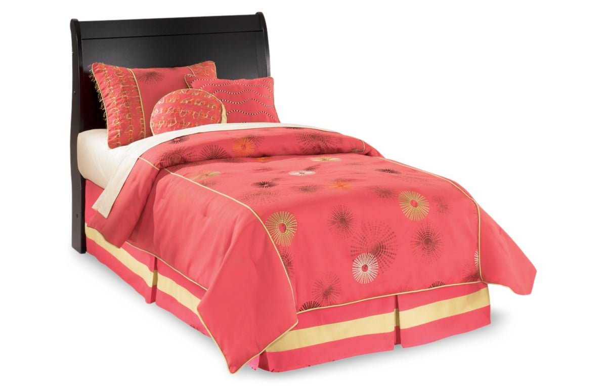Huey Vineyard Twin Sleigh Headboard with Mirrored Dresser and Chest