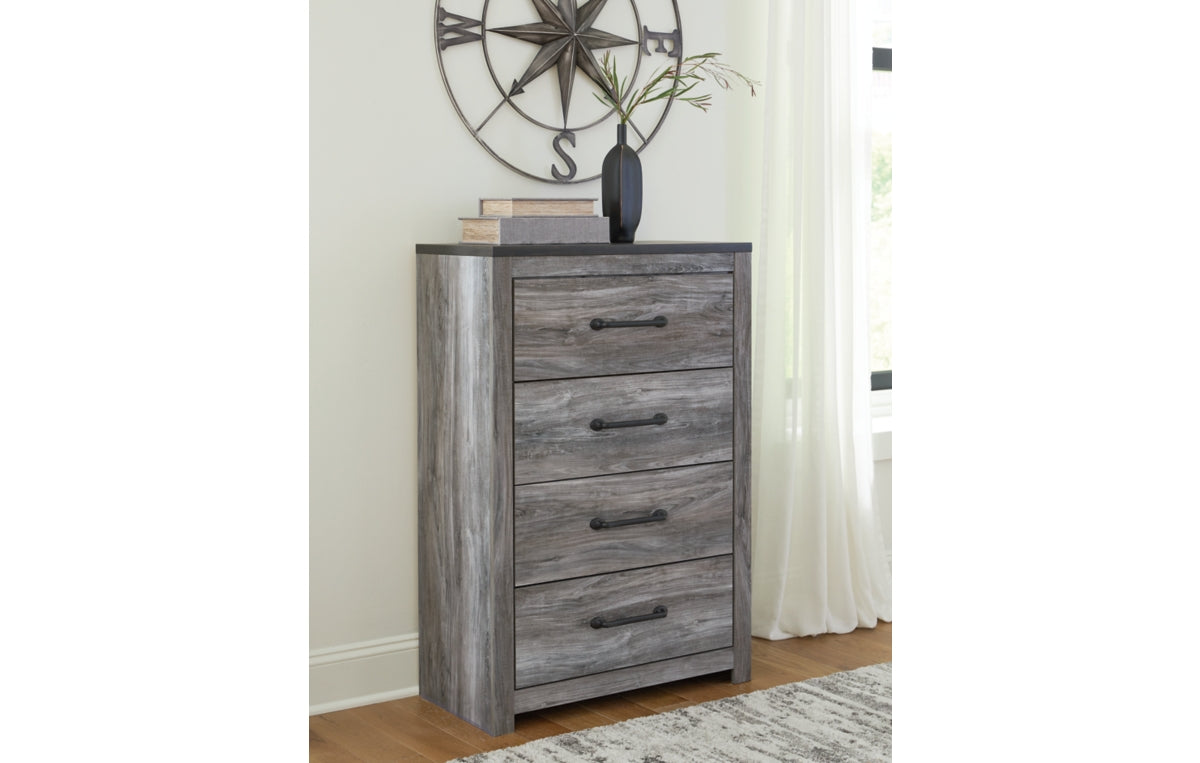 Bronyan Chest of Drawers