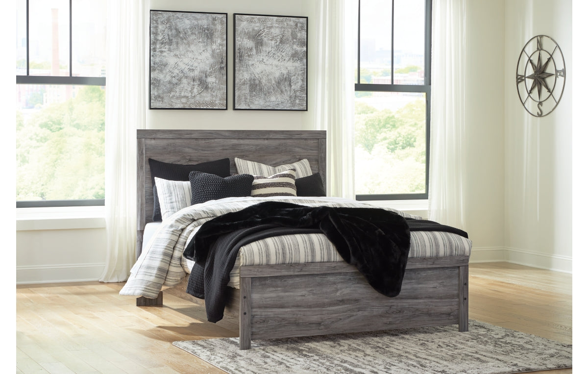 Bronyan Queen Panel Bed with Mirrored Dresser and Nightstand