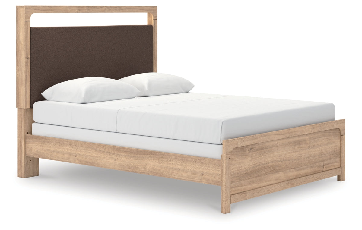 Kinlanni Queen Upholstered Panel Bed