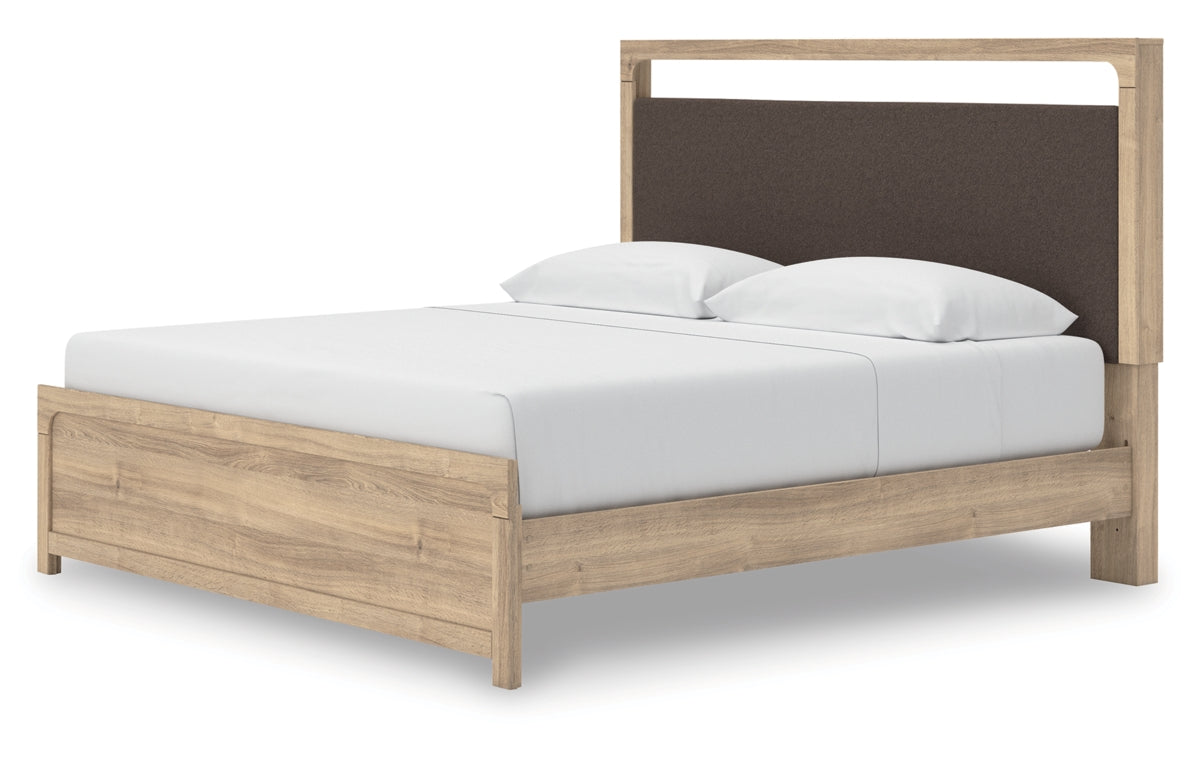 Kinlanni King Upholstered Platform Bed