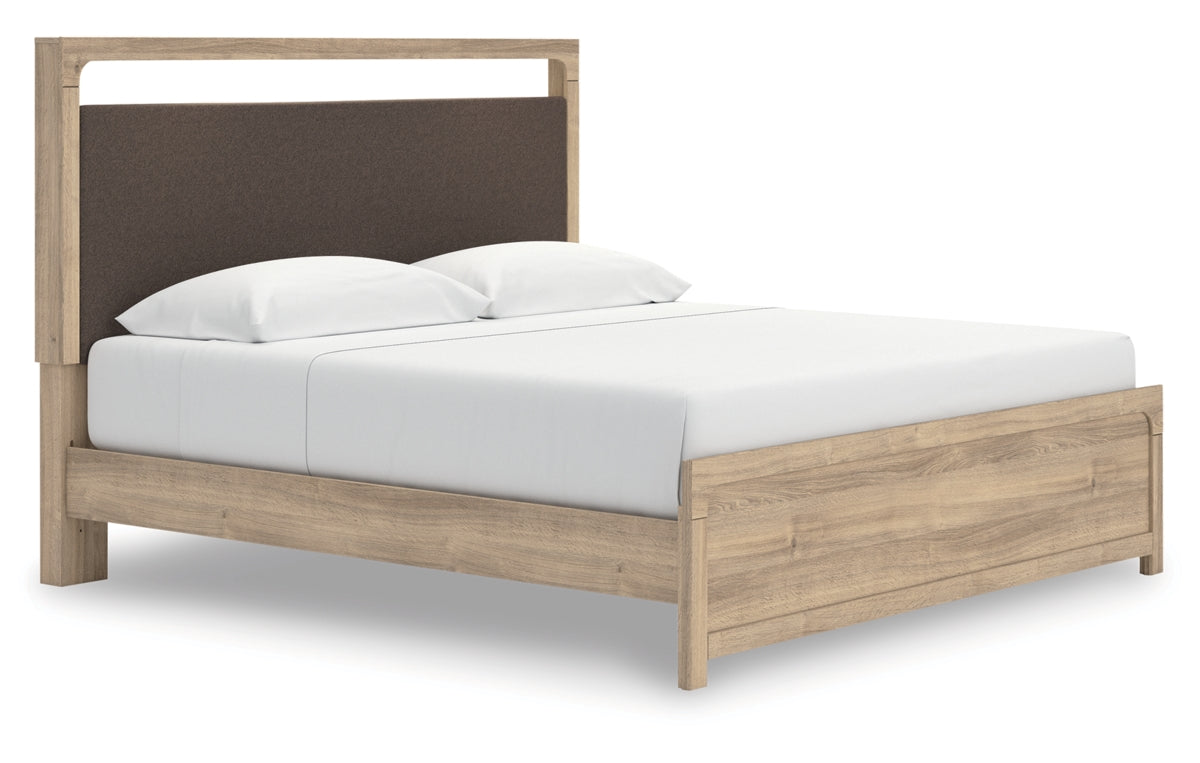 Kinlanni King Upholstered Platform Bed