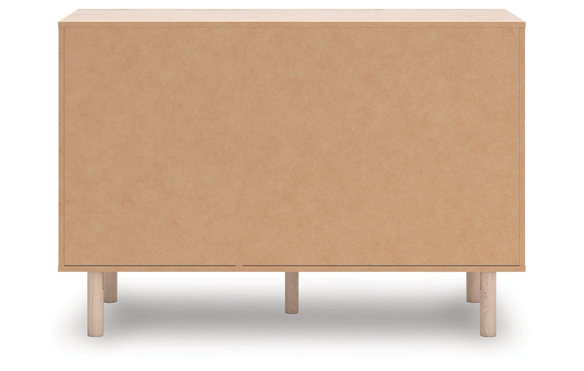 Arloster Dresser