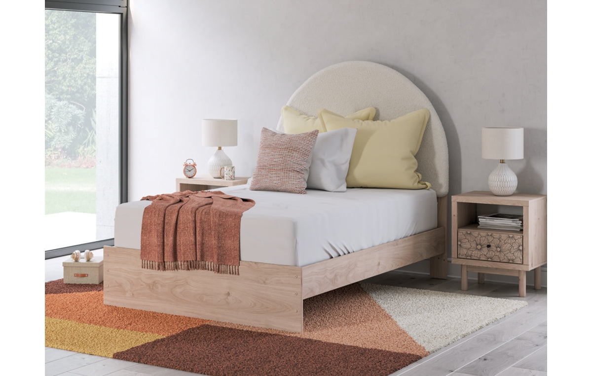 Arloster Full Upholstered Panel Bed