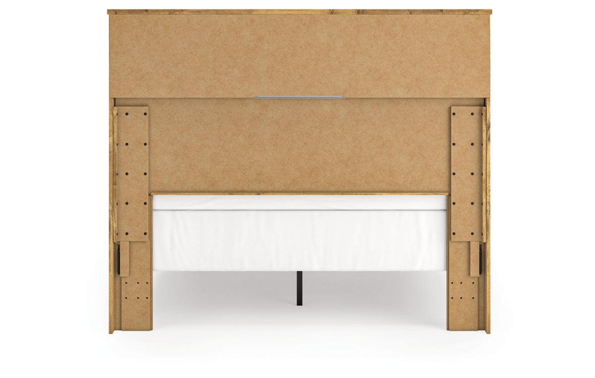 Maystonna Queen Panel Bed