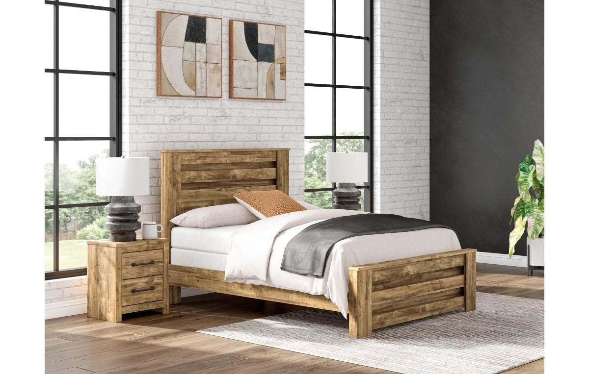 Maystonna Queen Panel Bed