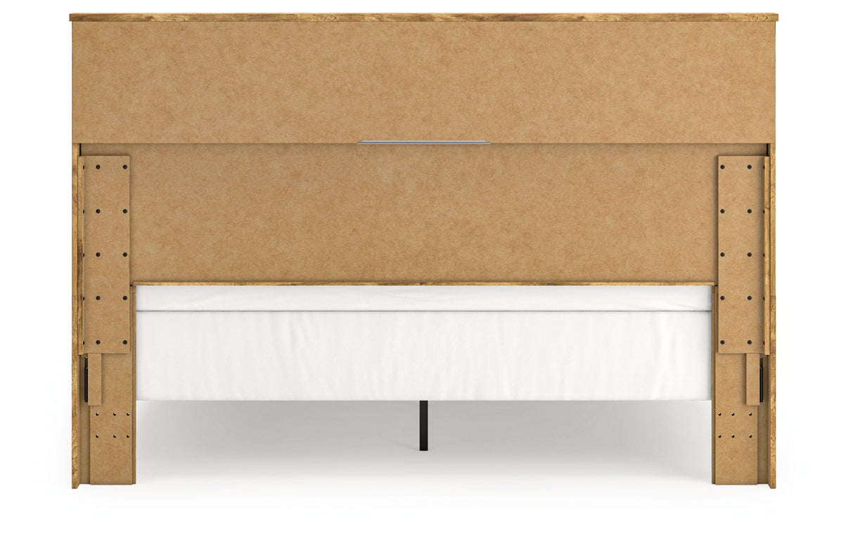 Maystonna King Panel Bed