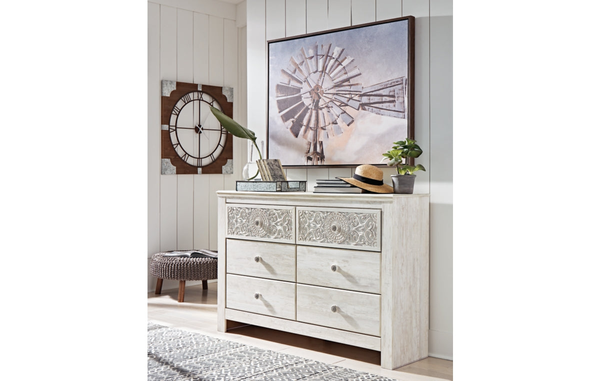 Paxberry Dresser