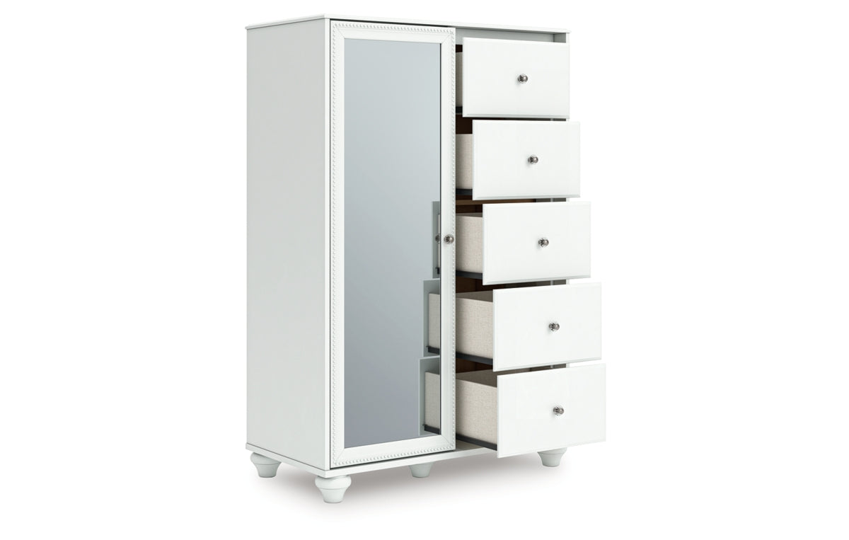 Kozlani Dressing Chest