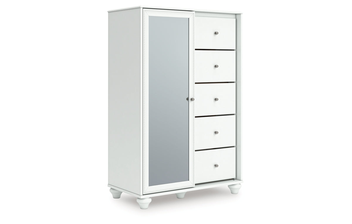 Kozlani Dressing Chest