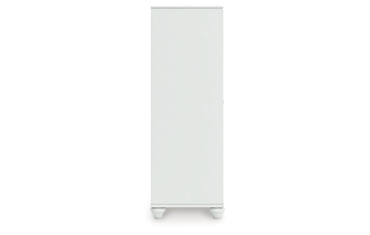 Kozlani Dressing Chest