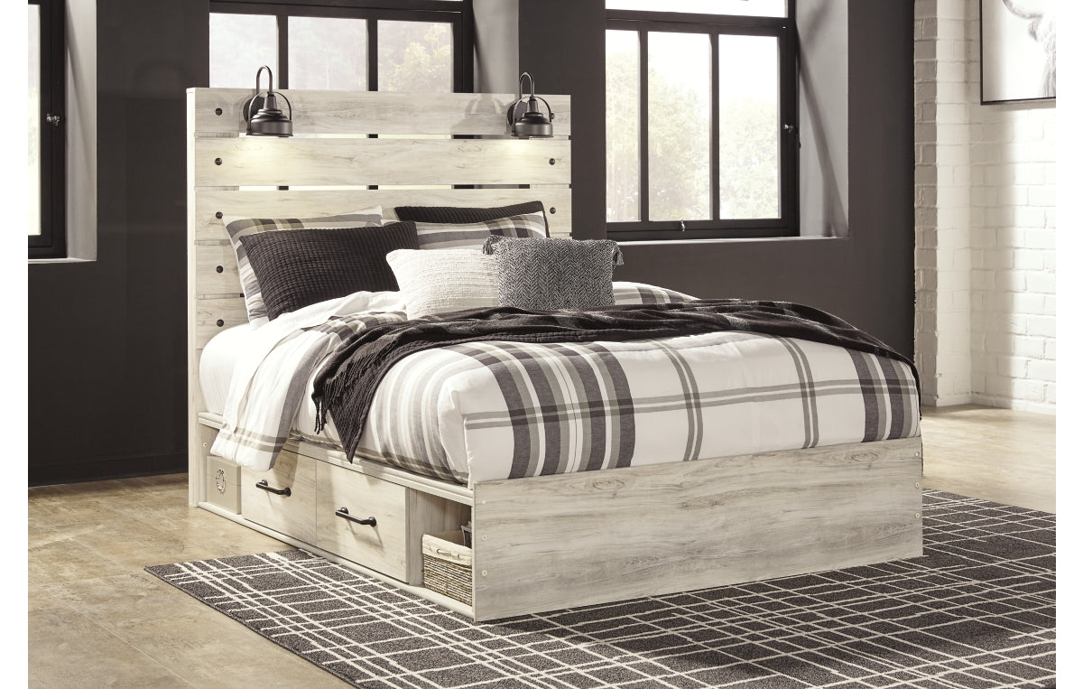 Cambeck Queen Panel Bed with 4 Storage Drawers with Mirrored Dresser