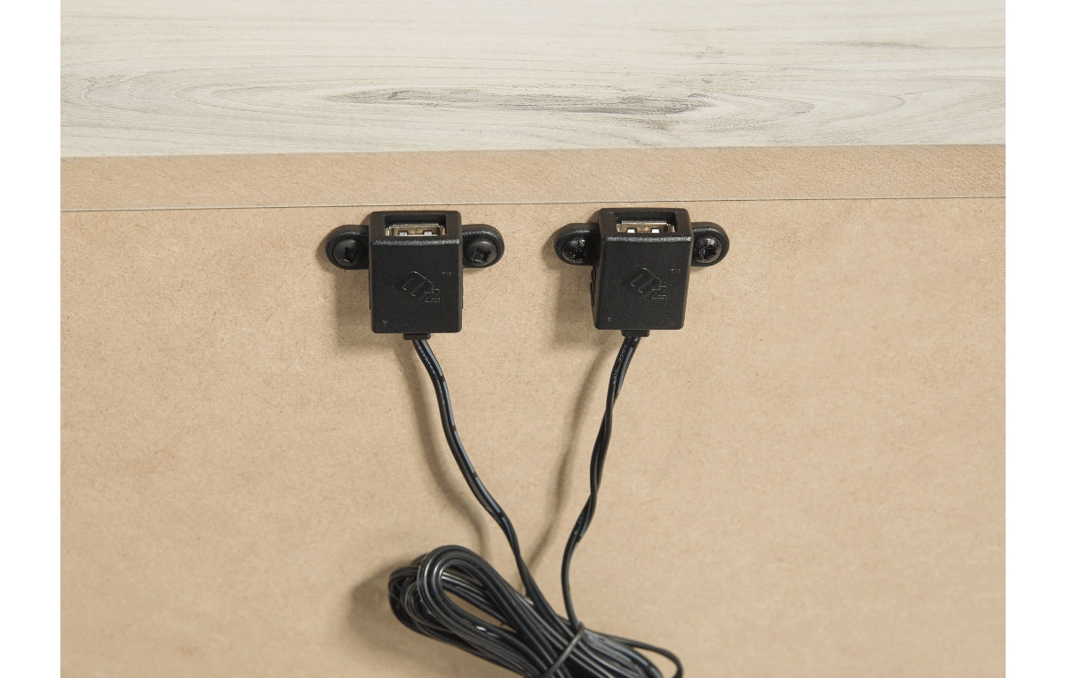 Cambeck Nightstand