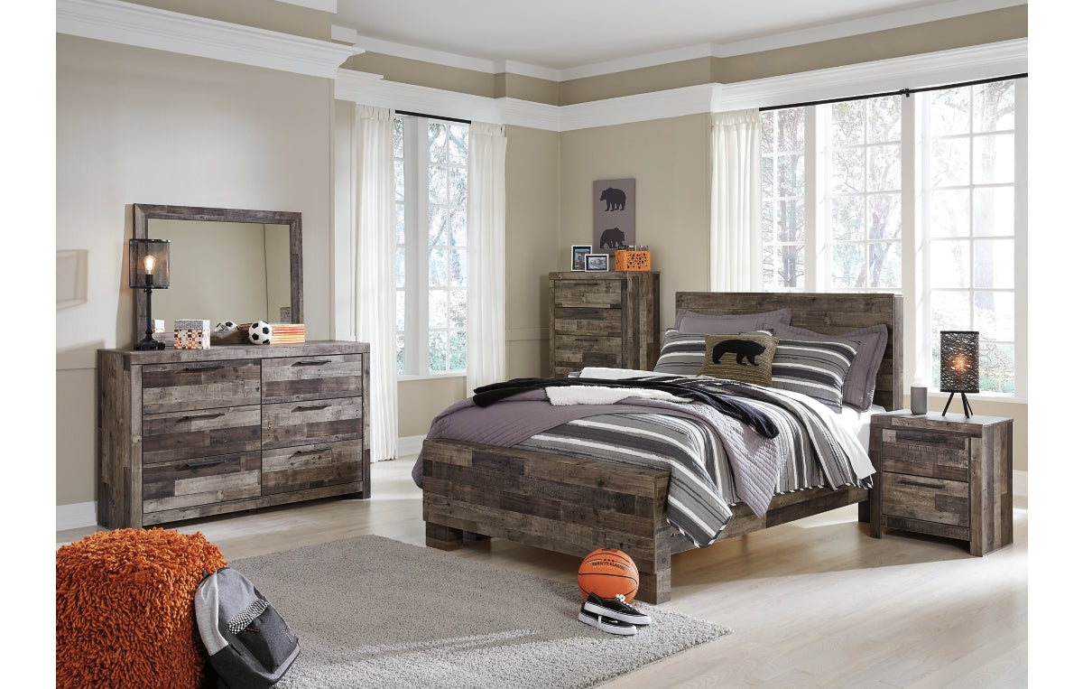 Derekson Full Panel Bed with Mirrored Dresser, Chest and Nightstand