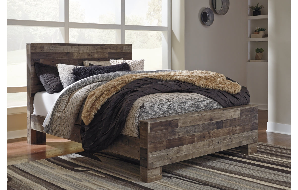 Derekson Queen Panel Bed